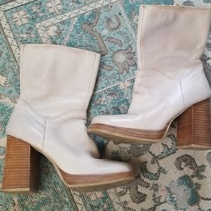 Beige-Lavender Vintage Candies Boots